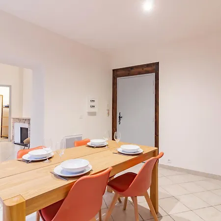 Spacieux Appartement En Plein Coeur De Beziers Exterior photo