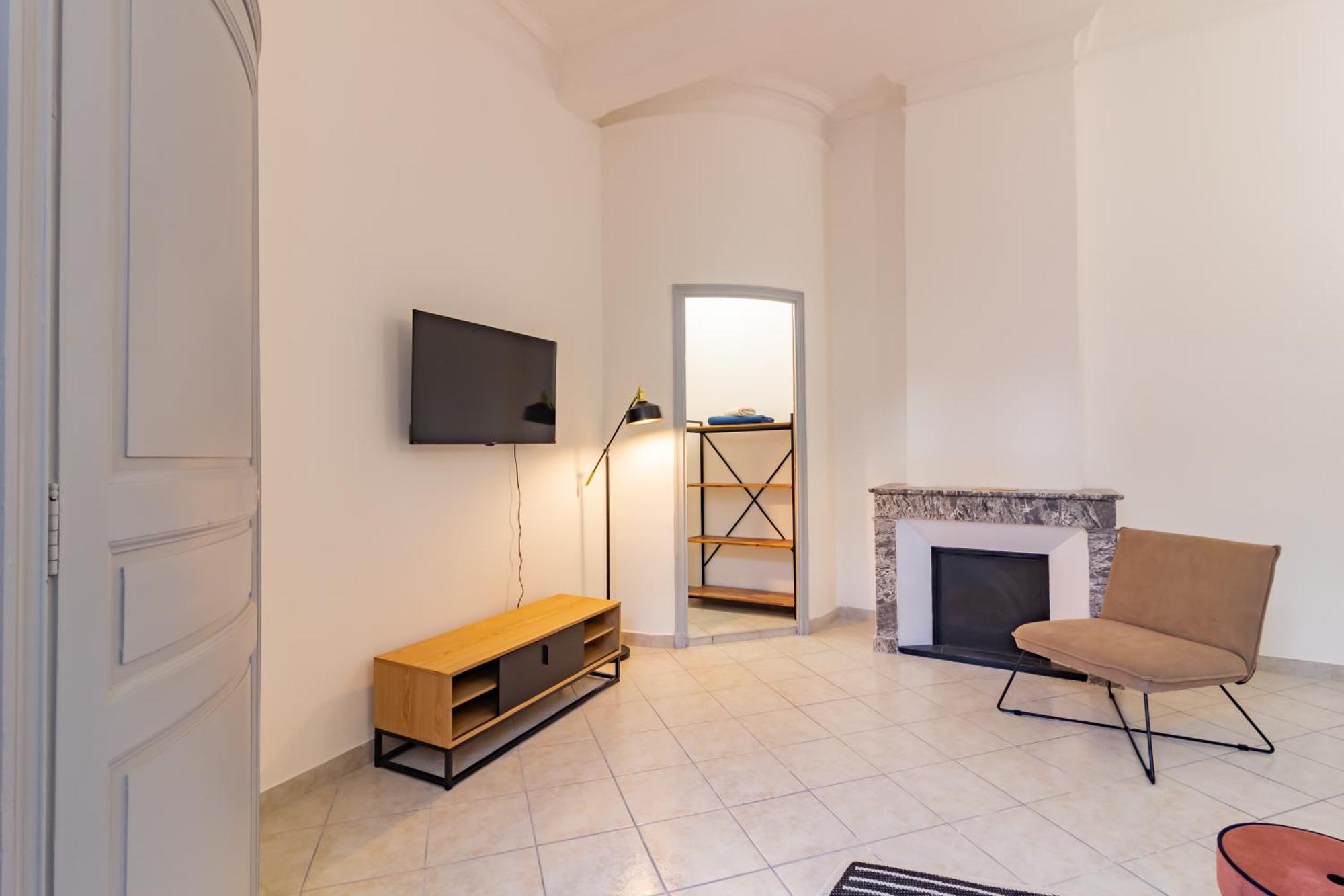 Appartement Spacieux En Plein Coeur De Béziers